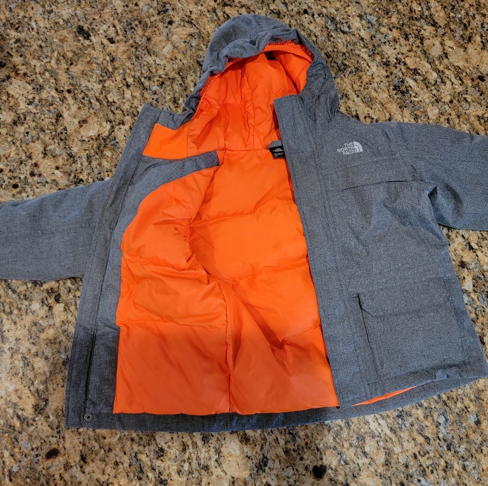 North Face Toddler Boys' Parka sz 5 (gently used)